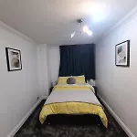 Luxurious 3 Bed Flat In Kilburn